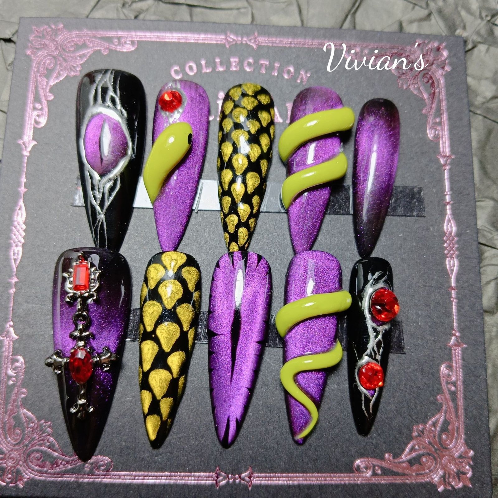029 Cat's Eye Snake - Image 4