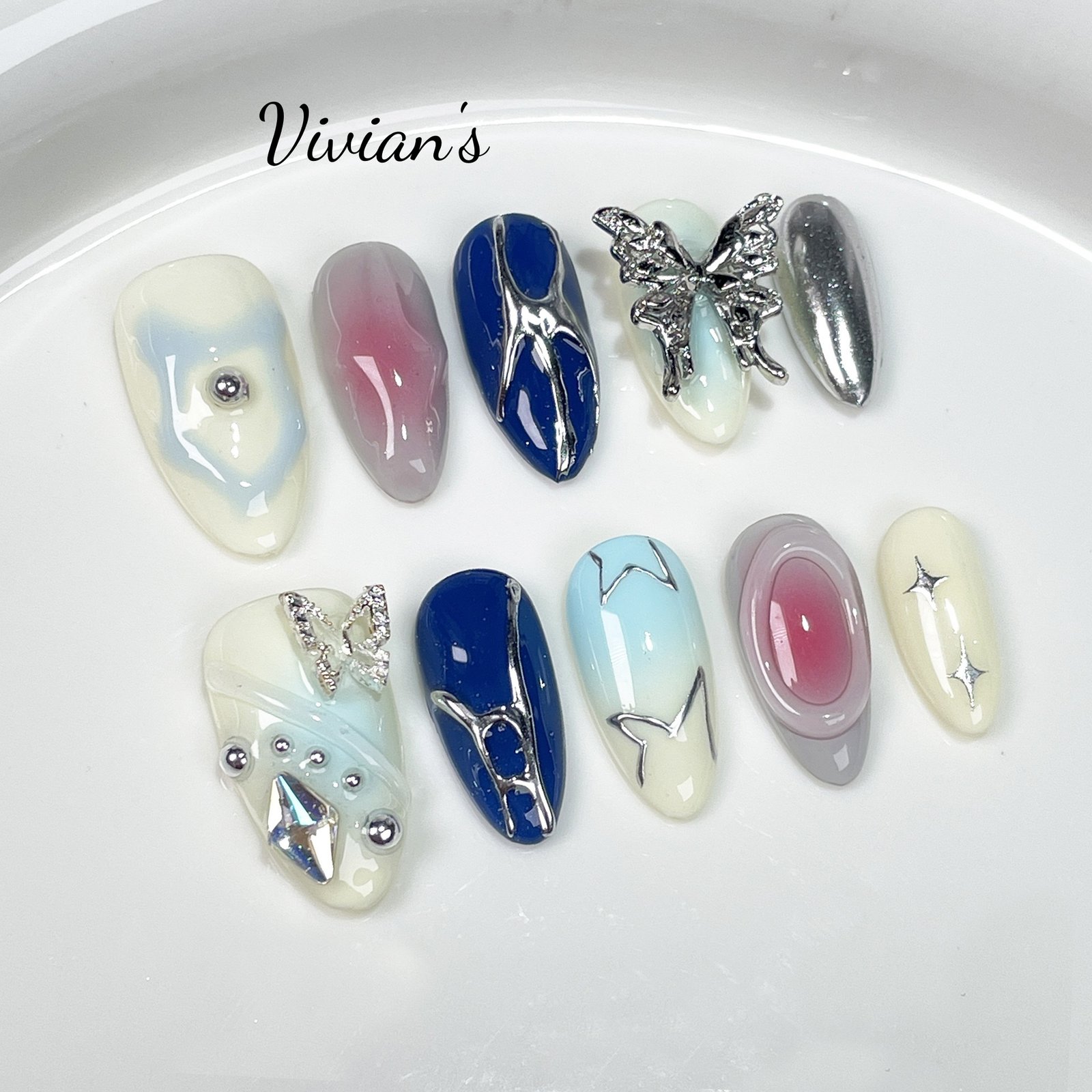 065 Cream Butterfly