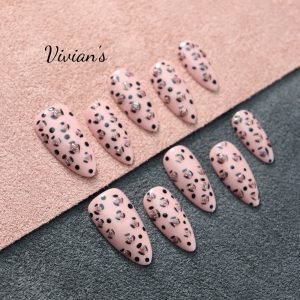 112 Sweetheart Milk Leopard