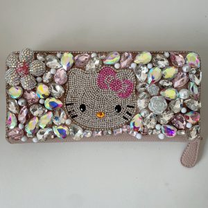 010 Hello Kitty wallet with full diamonds